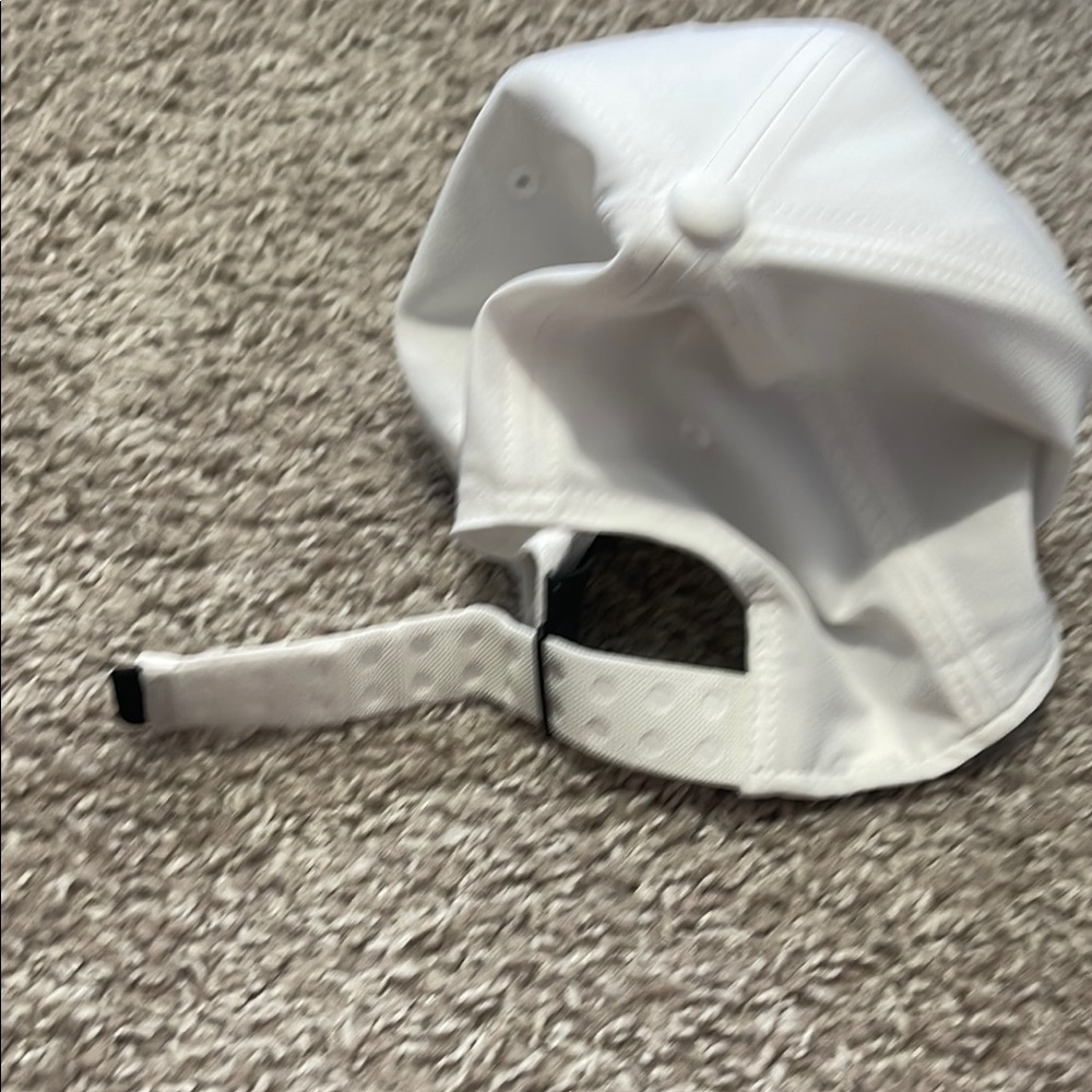 NWOT Nike Classic White Cap - Picture 8 of 8